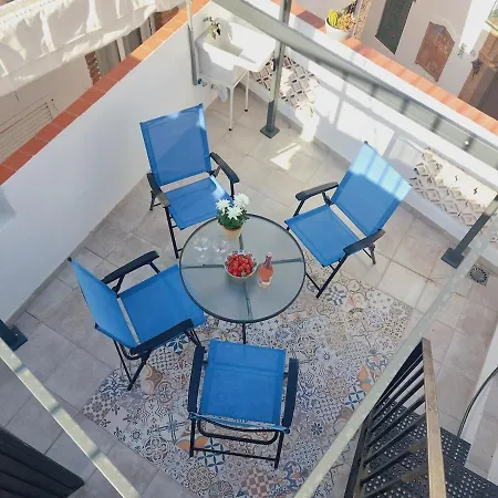 Andalusian House With Sea View In The Old Town Almunecar